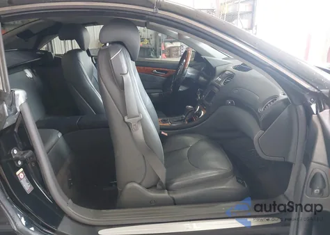 2005 Mercedes-Benz Sl 500 from USA, damaged, VIN WDBSK75F75F098102